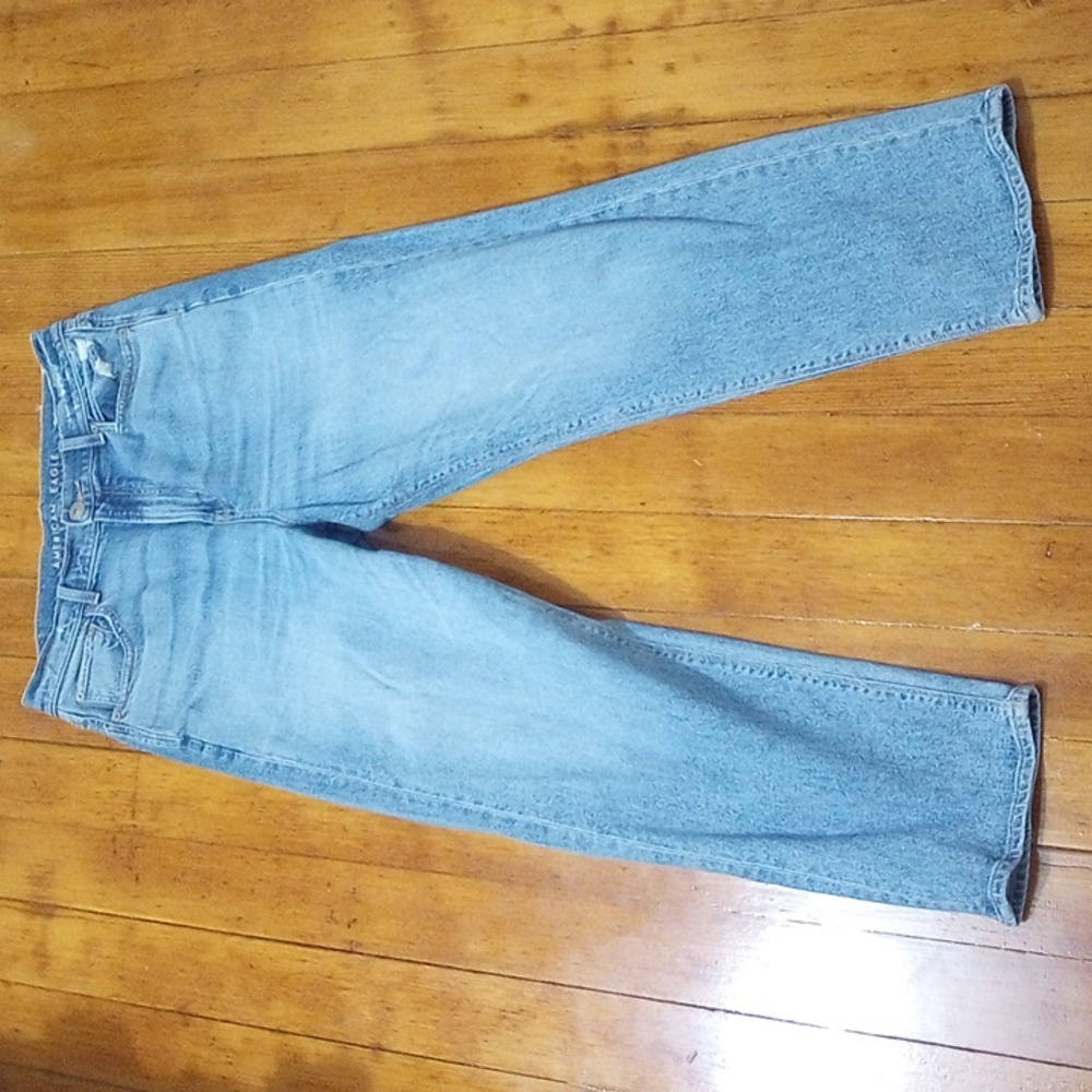 American Eagle Highest Rise 90s Boyfriend Jeans